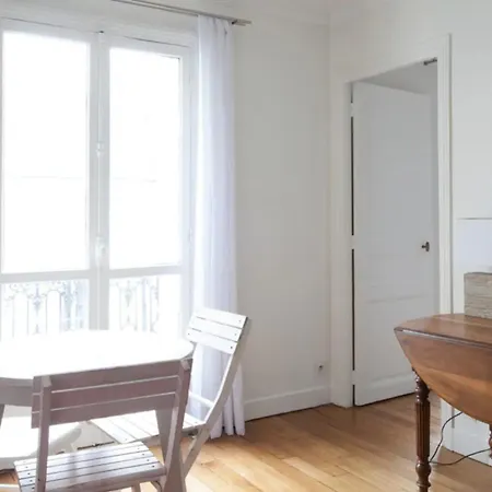 Spacious In The Heart Of Daire *