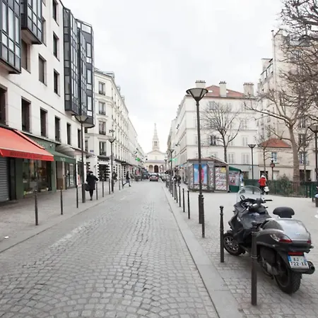 Daire Spacious In The Heart Of *
